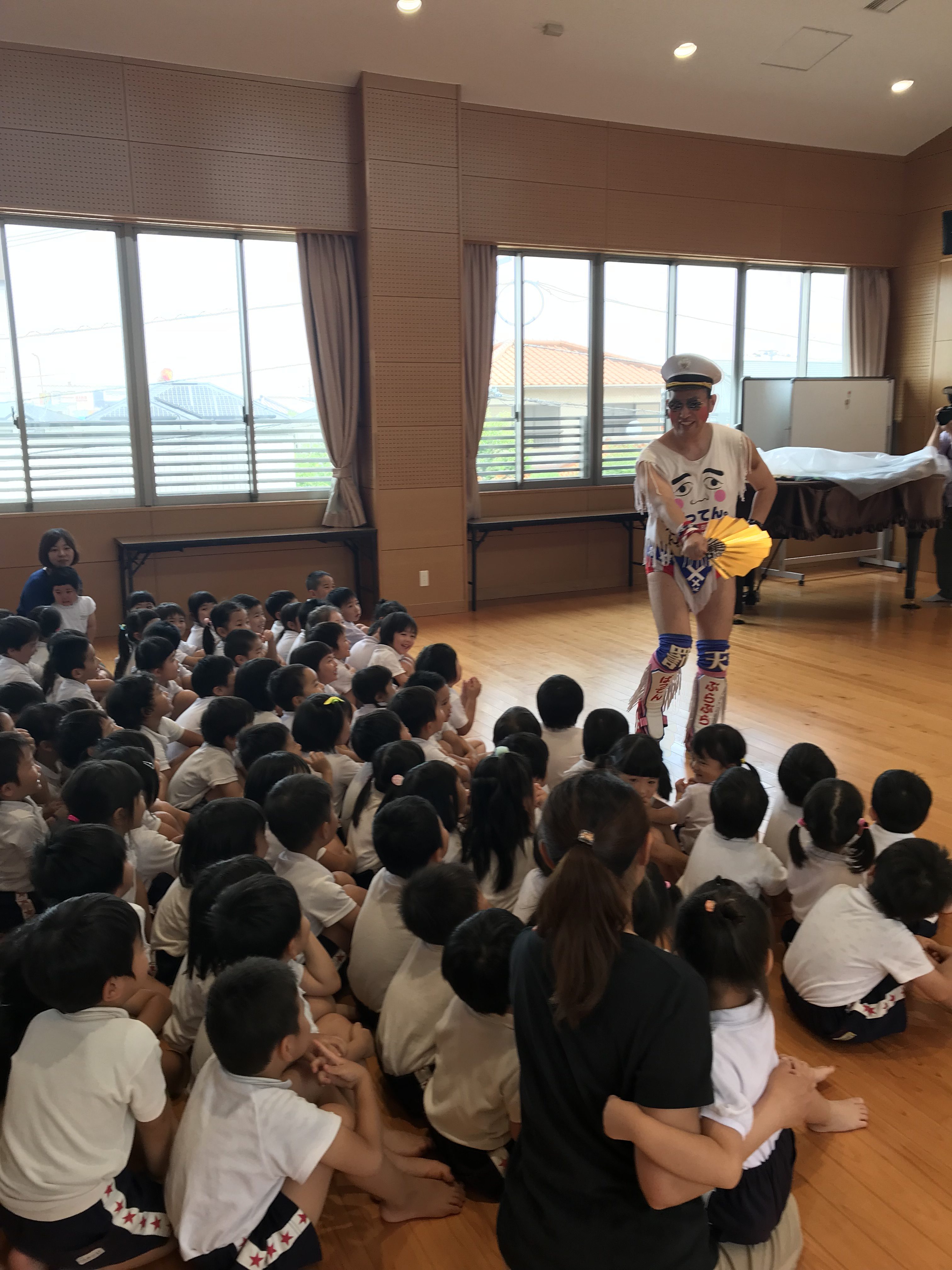 九州プロレスさんが青葉保育園を訪問